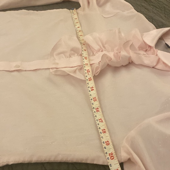 Vintage pink ruffle collar button down blouse - Picture 10 of 10